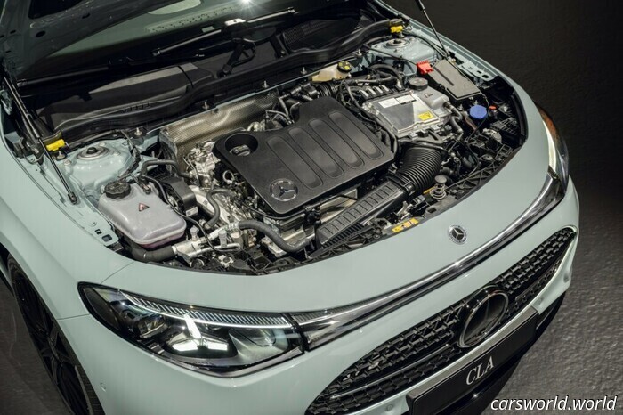 New Mercedes GLB Emphasizes Large Screens and Features | Carscoops